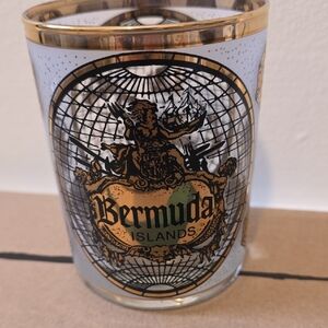 Bermuda Islands Decorative Glass